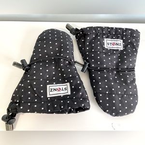 Stonz infant mitts -polka dot. 12-24 months